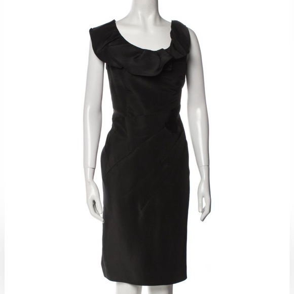 black boat neck midi dress Fall 2004 Oscar de la Renta Runway Feather & Black Silk Hourglass Dres –  Shrimpton Couture main image 1